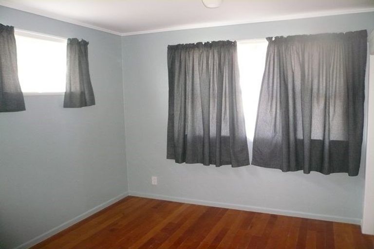 Photo of property in 45 Paewai Road, Glen Eden, Auckland, 0602