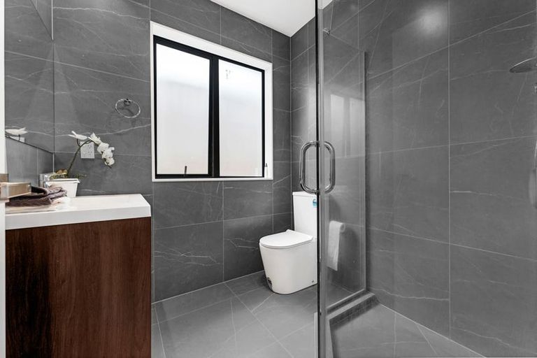 Photo of property in 17 Peacock Place, Pokeno, 2402