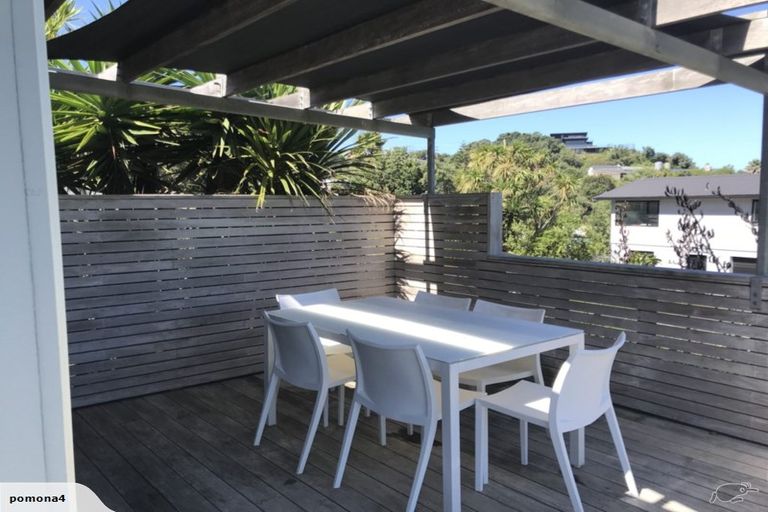 Photo of property in 60 Waitea Road, Muriwai, Waimauku, 0881
