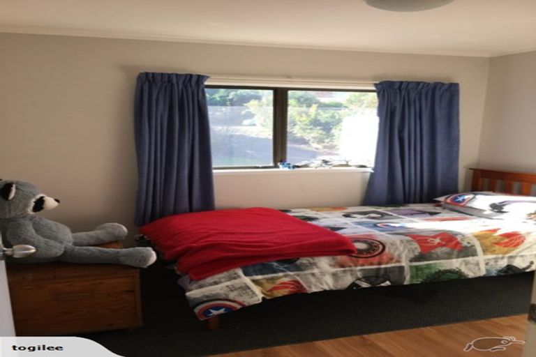 Photo of property in 2/94 Glamorgan Drive, Torbay, Auckland, 0630