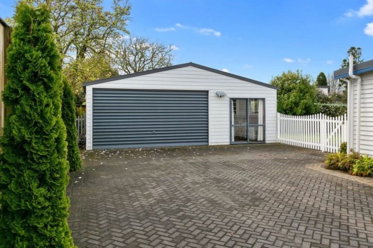 Photo of property in 160 King Street, Cambridge, 3434