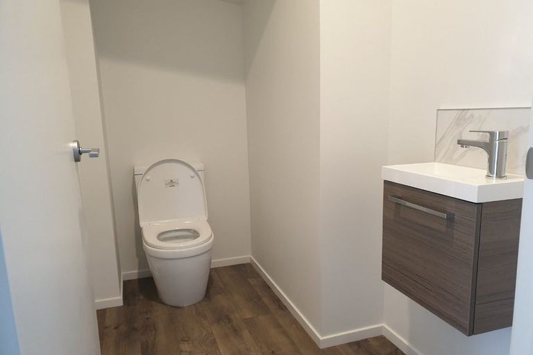 Photo of property in 8 Torea Place, Kenepuru, Porirua, 5022