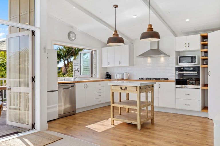 Photo of property in 41 Simpson Road, Papamoa Beach, Papamoa, 3118