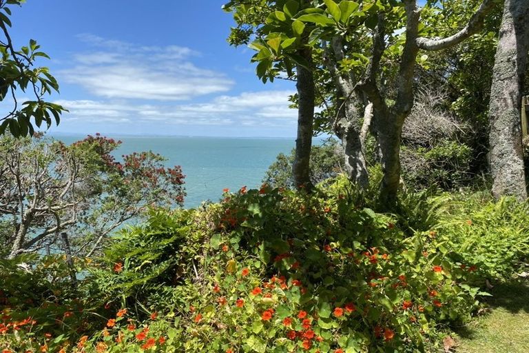 Photo of property in 793 South Titirangi Road, Titirangi, Auckland, 0604