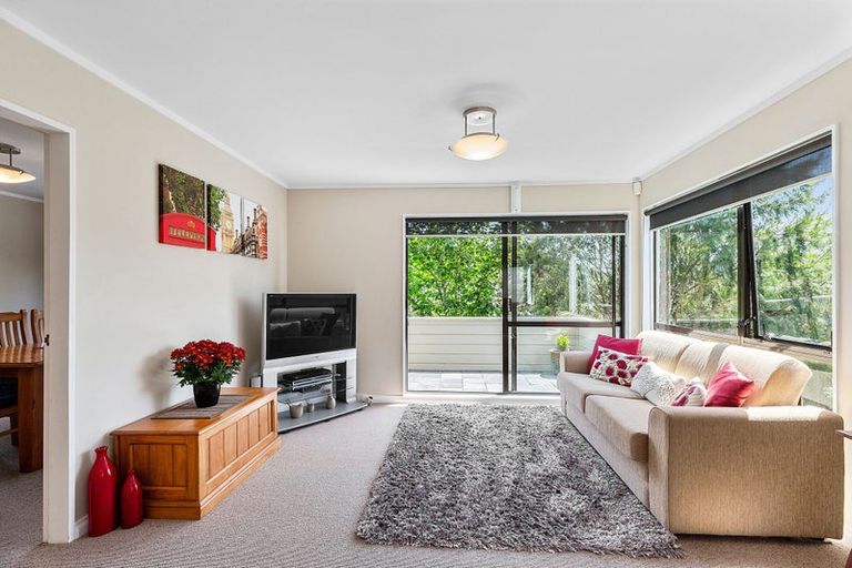 Photo of property in 32b Sailmaker Close, Whitby, Porirua, 5024