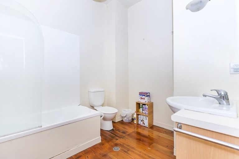 Photo of property in 28a Hanson Street, Mount Cook, Wellington, 6021