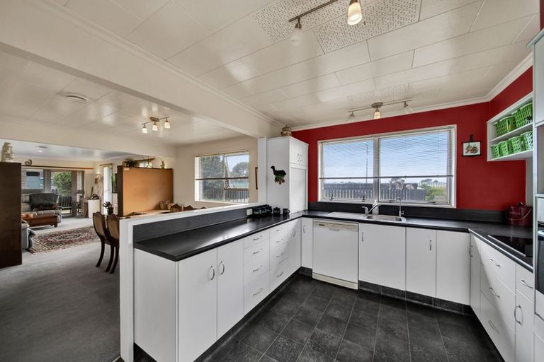 Photo of property in 317 Waihi Road, Hawera, 4673