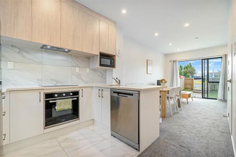 Photo of property in 96e Walmsley Road, Favona, Auckland, 2024