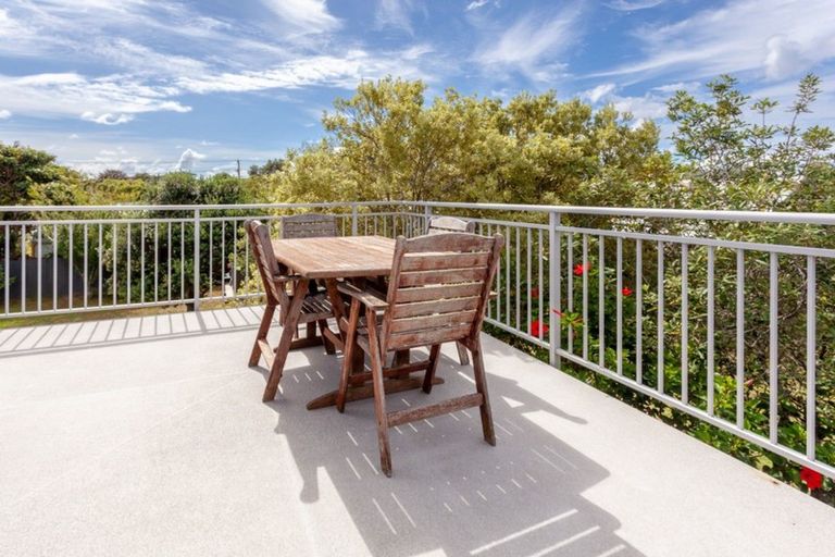 Photo of property in 116 Patuwai Drive, Whangamata, 3620