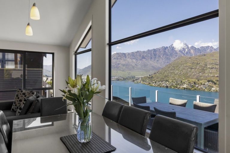 Photo of property in 24 Stone Ridge Place, Queenstown, 9300