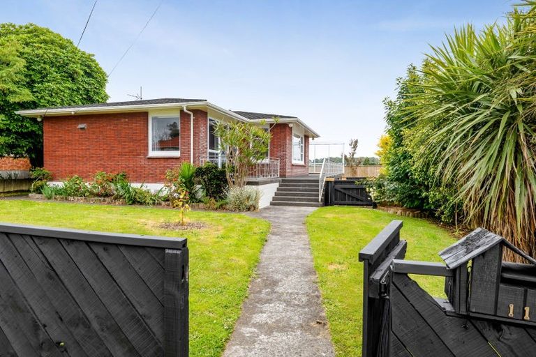 Photo of property in 116 Frankley Road, Frankleigh Park, New Plymouth, 4310