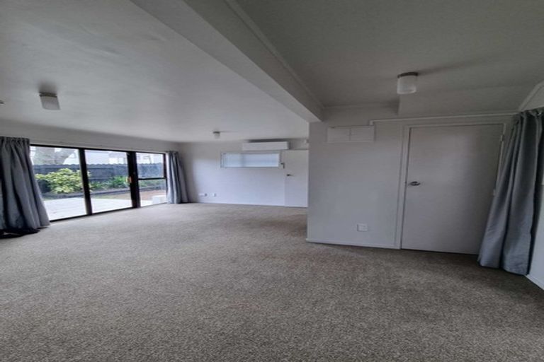 Photo of property in 15/19a Gray Avenue, Mangere East, Auckland, 2024