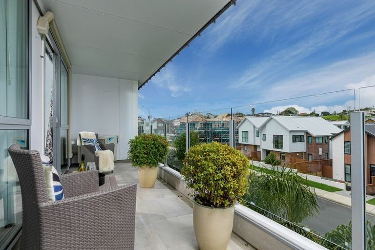 Photo of property in 210/17 Link Crescent, Stanmore Bay, Whangaparaoa, 0932
