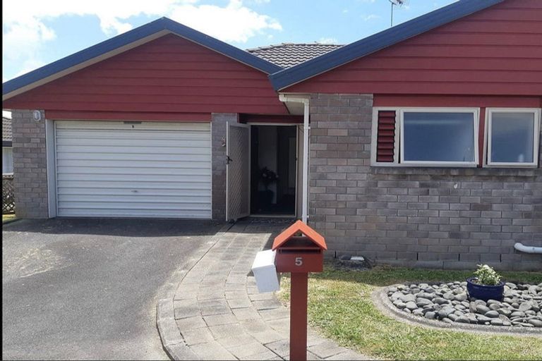 Photo of property in 5 The Boulevard, Red Beach, 0932
