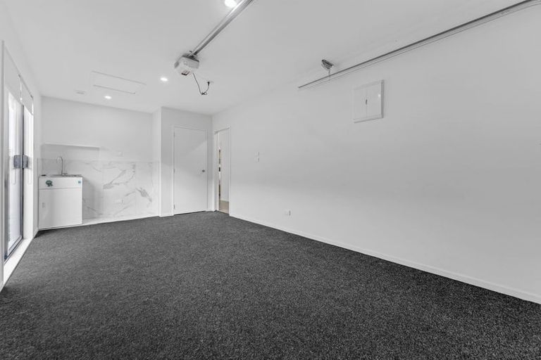 Photo of property in 14 Noia Way, Karaka, Papakura, 2113