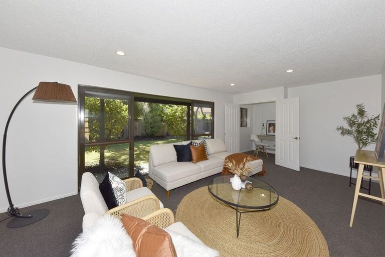 Photo of property in 3 Connemara Drive, Northwood, Christchurch, 8051