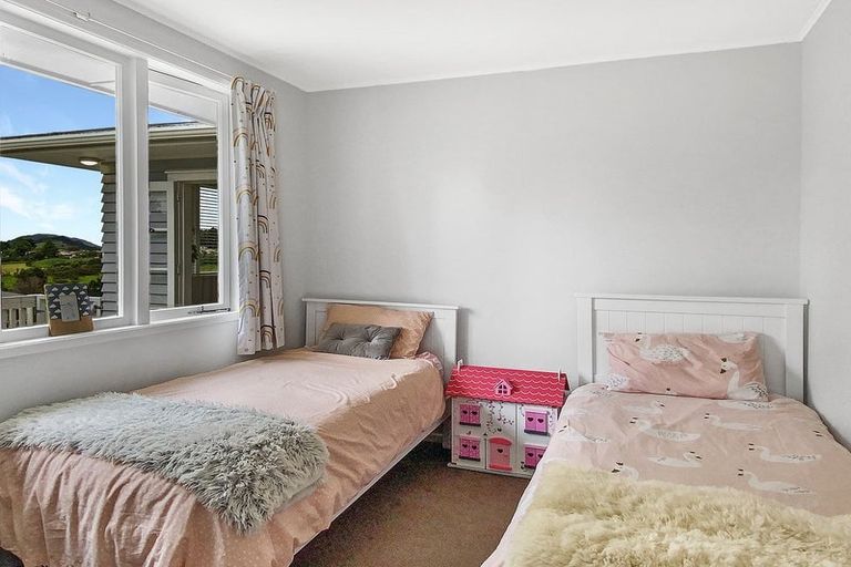 Photo of property in 20 Ogle Crescent, Te Kamo, Whangarei, 0112