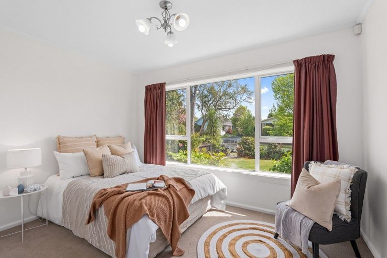 Photo of property in 32 Carruthers Street, Ilam, Christchurch, 8041