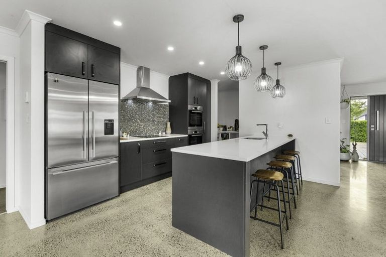 Photo of property in 6 Moemoea Place, Cambridge, 3434