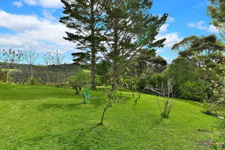 Photo of property in 1347 Old North Road, Helensville, 0875