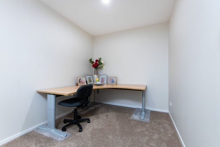 Photo of property in 19 Peihana Road, Hobsonville, Auckland, 0616