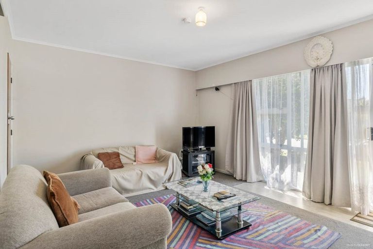 Photo of property in 2/55 Gray Avenue, Mangere East, Auckland, 2024