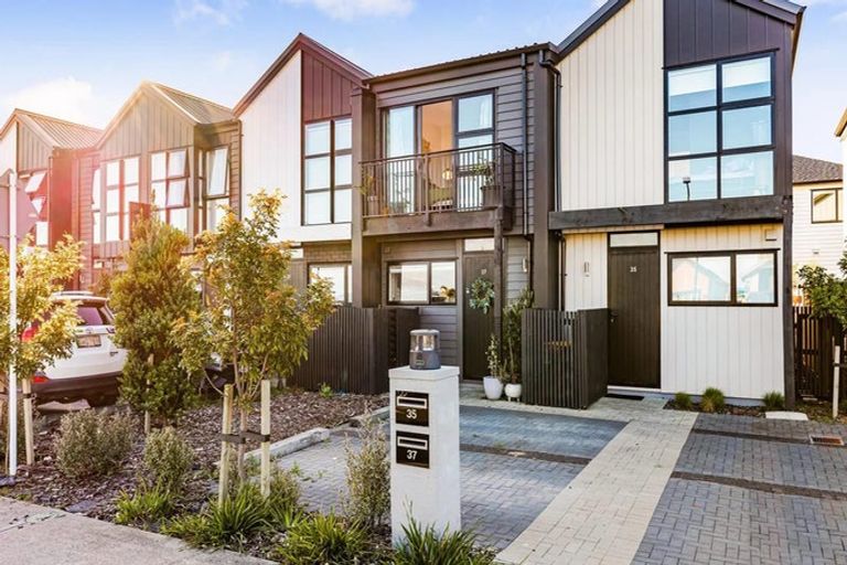 Photo of property in 37 Treloar Crescent, Hobsonville, Auckland, 0616