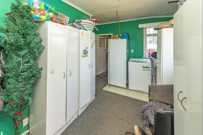 Photo of property in 76 Manuka Street, Castlecliff, Whanganui, 4501