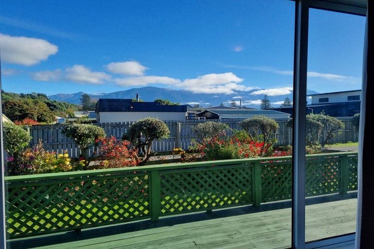 Photo of property in 143 Torquay Street, Kaikoura, 7300