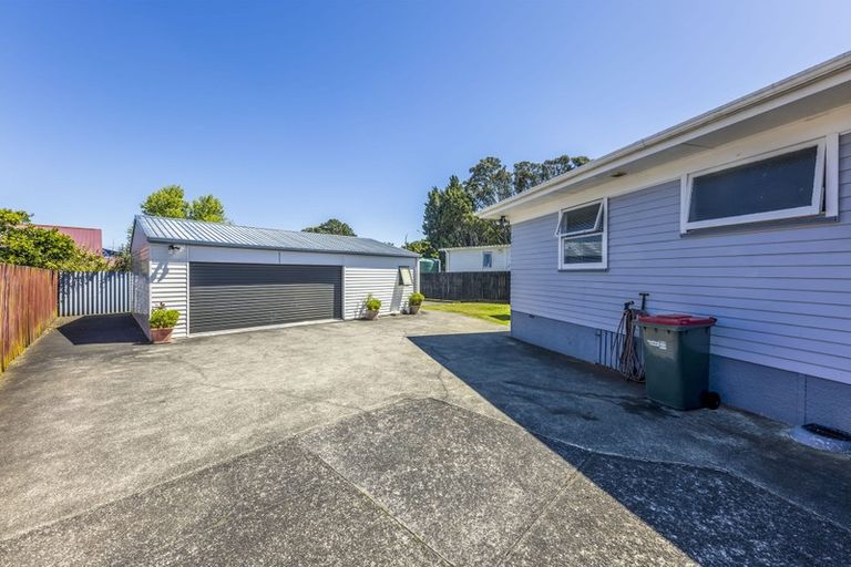 Photo of property in 4 Mcdivitt Street, Manurewa, Auckland, 2102