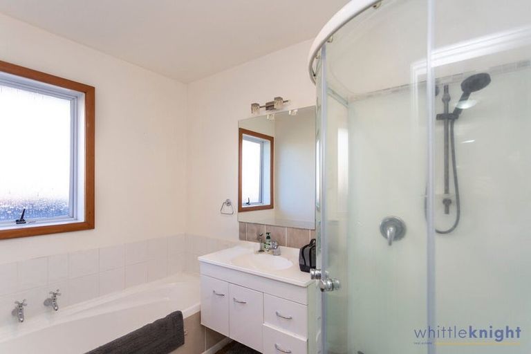 Photo of property in 19 Dunstan Crescent, Hornby, Christchurch, 8042