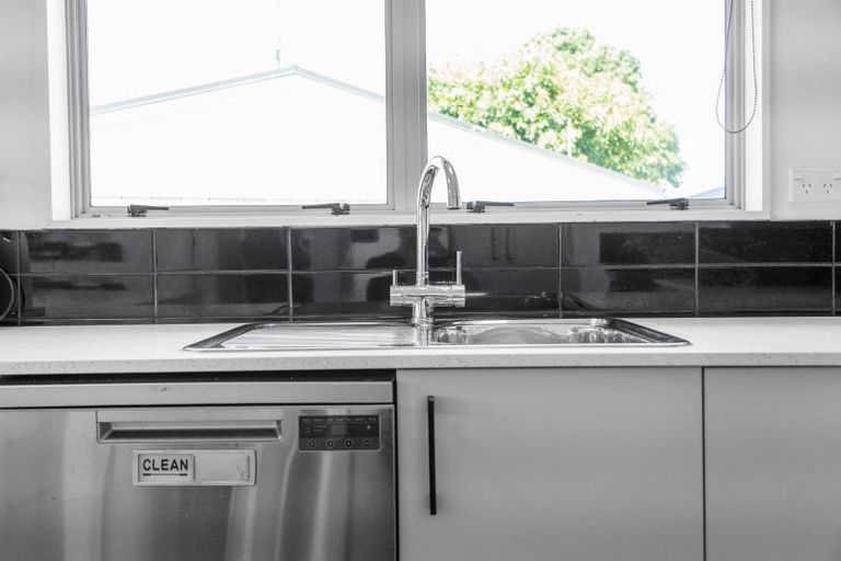 Photo of property in 10b Charles Street, Bellevue, Tauranga, 3110