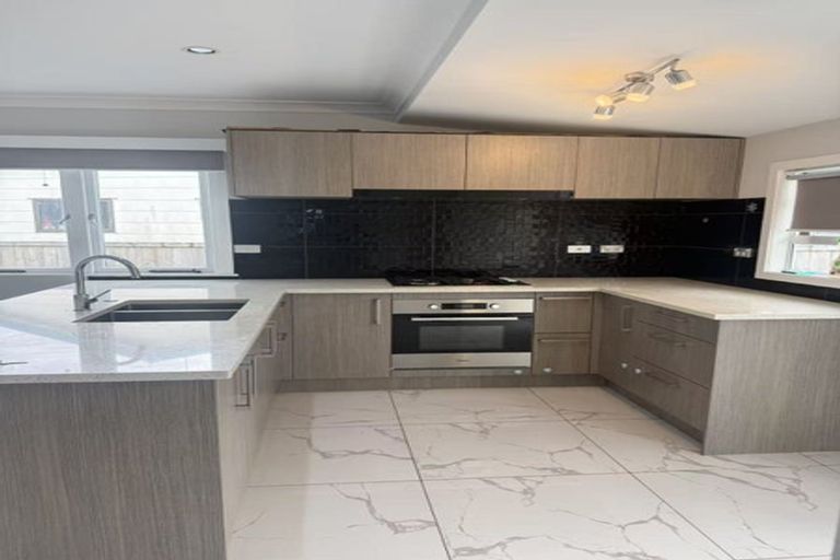 Photo of property in 147 Bruce Mclaren Road, Henderson, Auckland, 0612