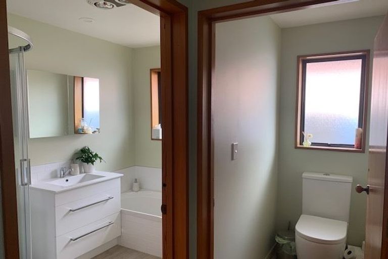 Photo of property in 32 Seymour Street, Hornby, Christchurch, 8042