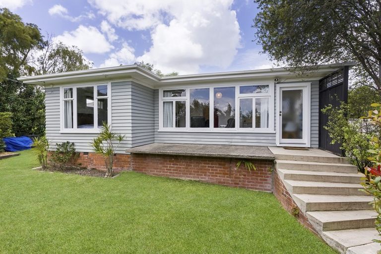 Photo of property in 41 Brandon Road, Glen Eden, Auckland, 0602