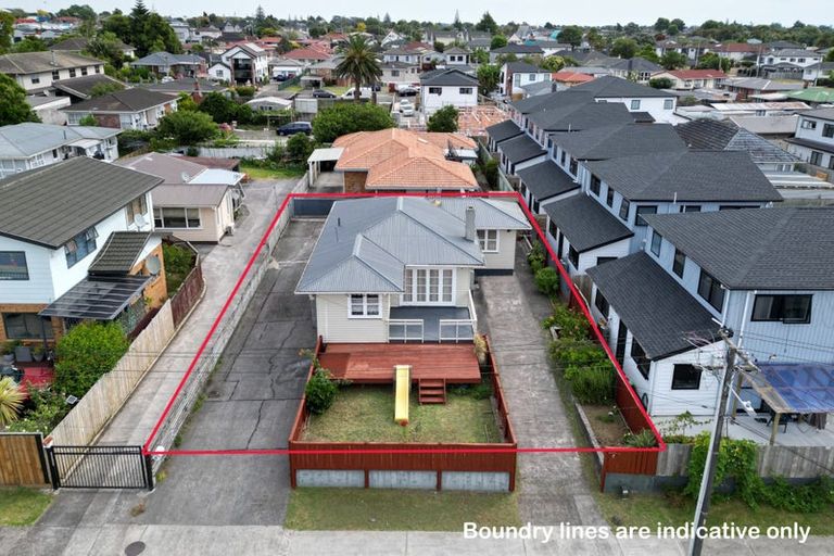 Photo of property in 1/5 Esperanto Road, Papatoetoe, Auckland, 2025