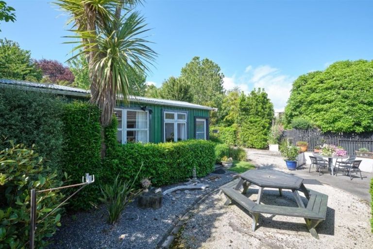 Photo of property in 9 Falstaff Street, Stratford, 4332