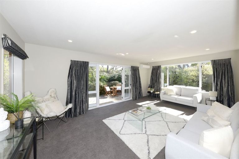 Photo of property in 2/135 Brookside Terrace, Bryndwr, Christchurch, 8053