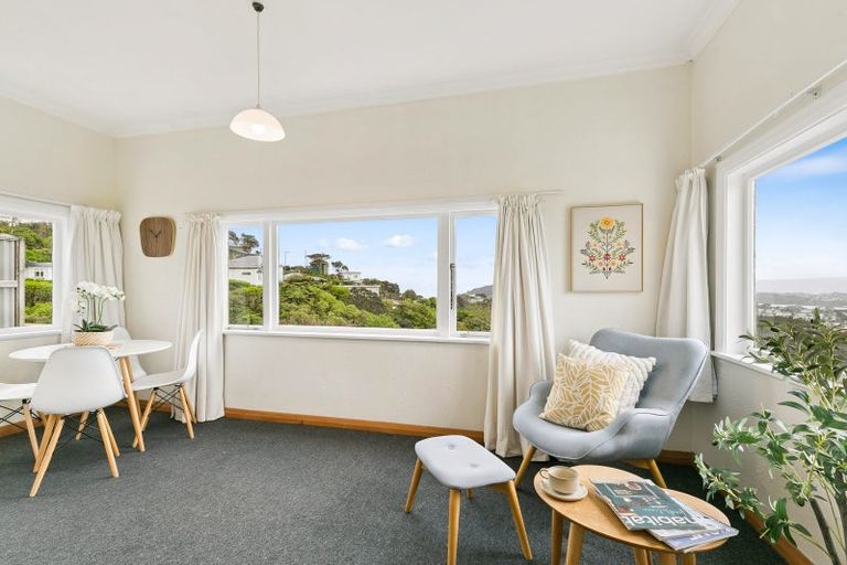 Photo of property in 90 Farnham Street, Mornington, Wellington, 6021