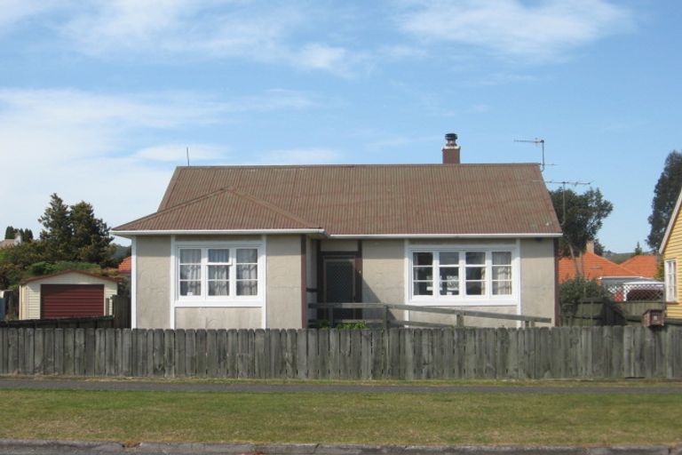 Photo of property in 8 Wallace Crescent, Glenholme, Rotorua, 3010