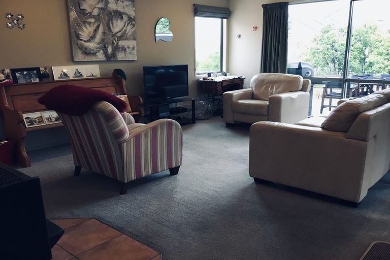 Photo of property in 81a Kings Drive, Wanaka, 9305