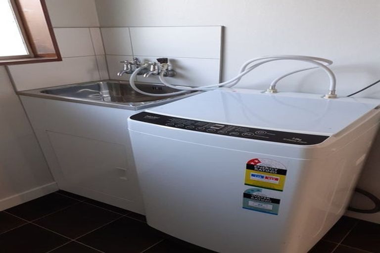 Photo of property in 18c Martin Street, Palmerston North, 4414