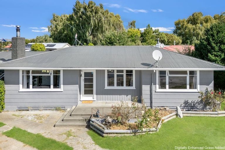 Photo of property in 31 Holdaway Street, Riversdale, Blenheim, 7201
