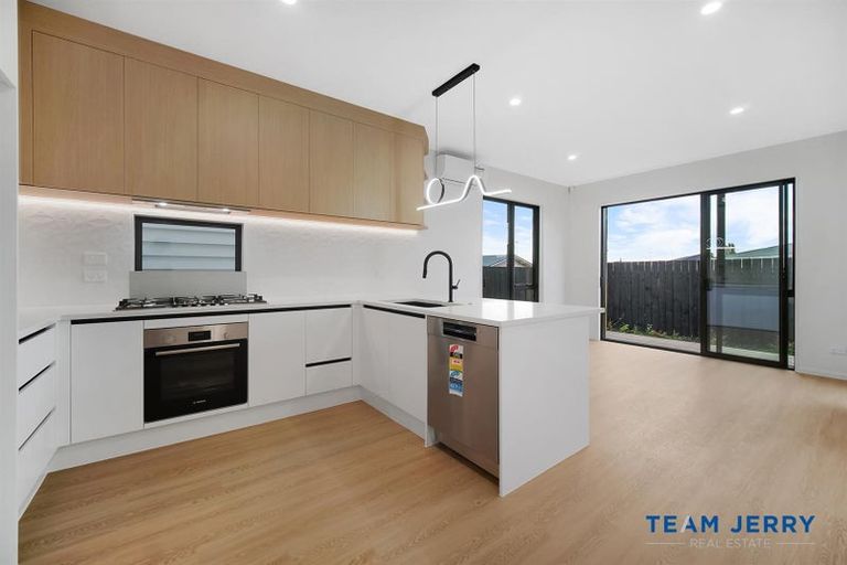 Photo of property in 29d Dellwood Avenue, Henderson, Auckland, 0612