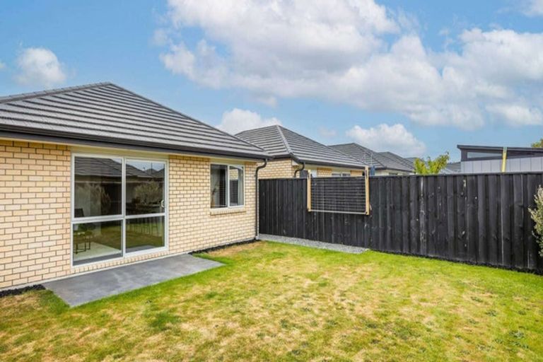 Photo of property in 25 Ragley Way, Rolleston, 7615