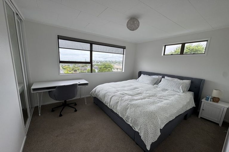 Photo of property in 36 Albatross Road, Red Beach, 0932