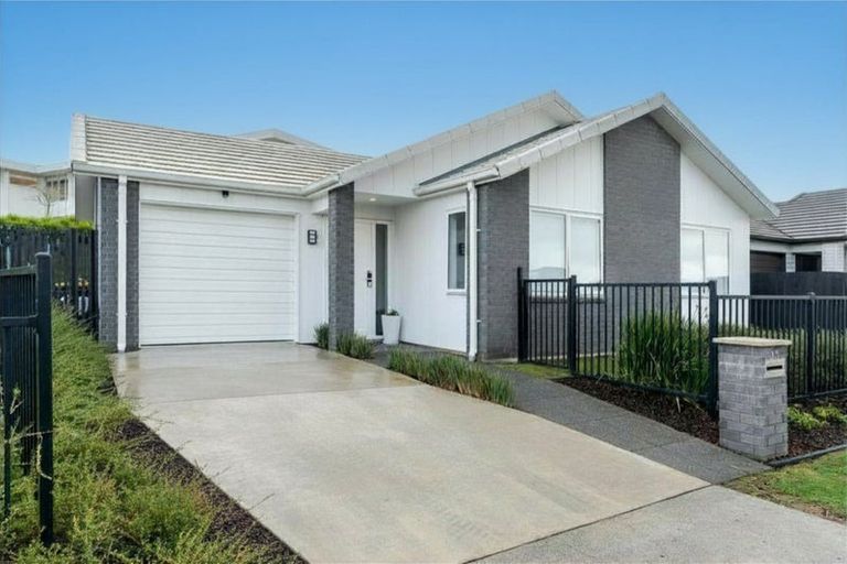 Photo of property in 13 Temepara Drive, Temple View, Hamilton, 3218