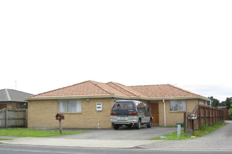 Photo of property in 98 Manuroa Road, Takanini, 2112