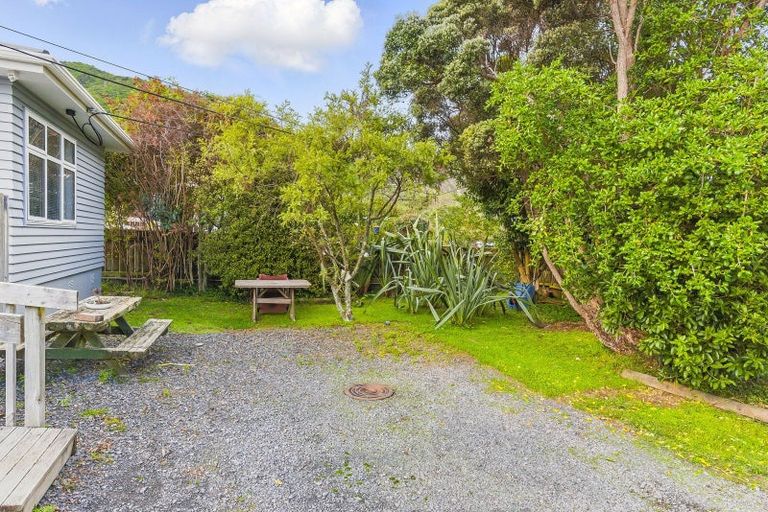 Photo of property in 31 Elizabeth Street, Waikanae, 5036