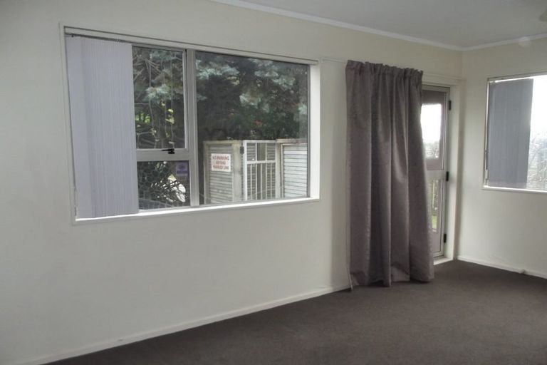 Photo of property in 126u3 Redwood Avenue, Tawa, Wellington, 5028